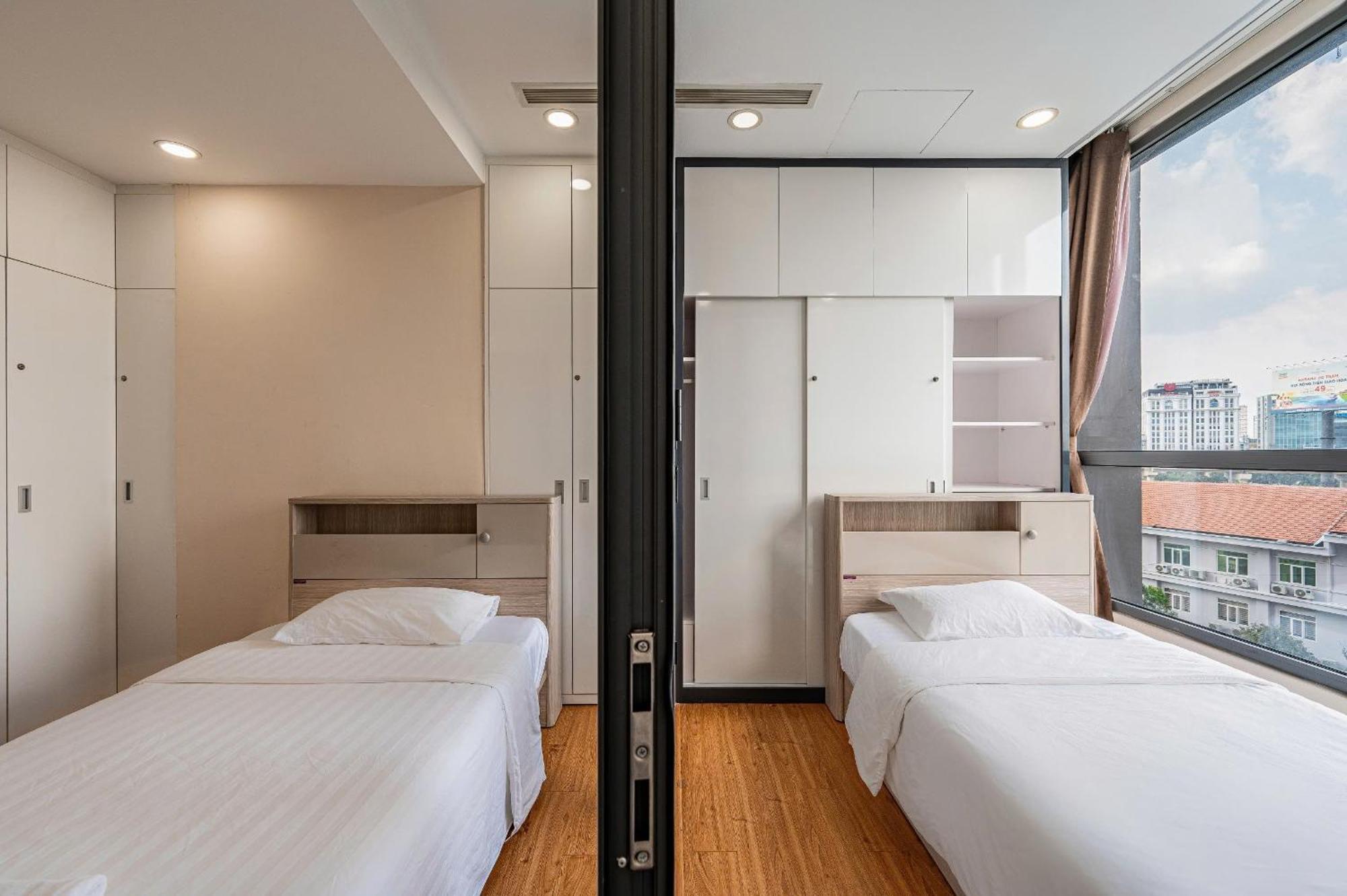 Vinhomes Landmark Luxury By Navie Khách sạn 5*