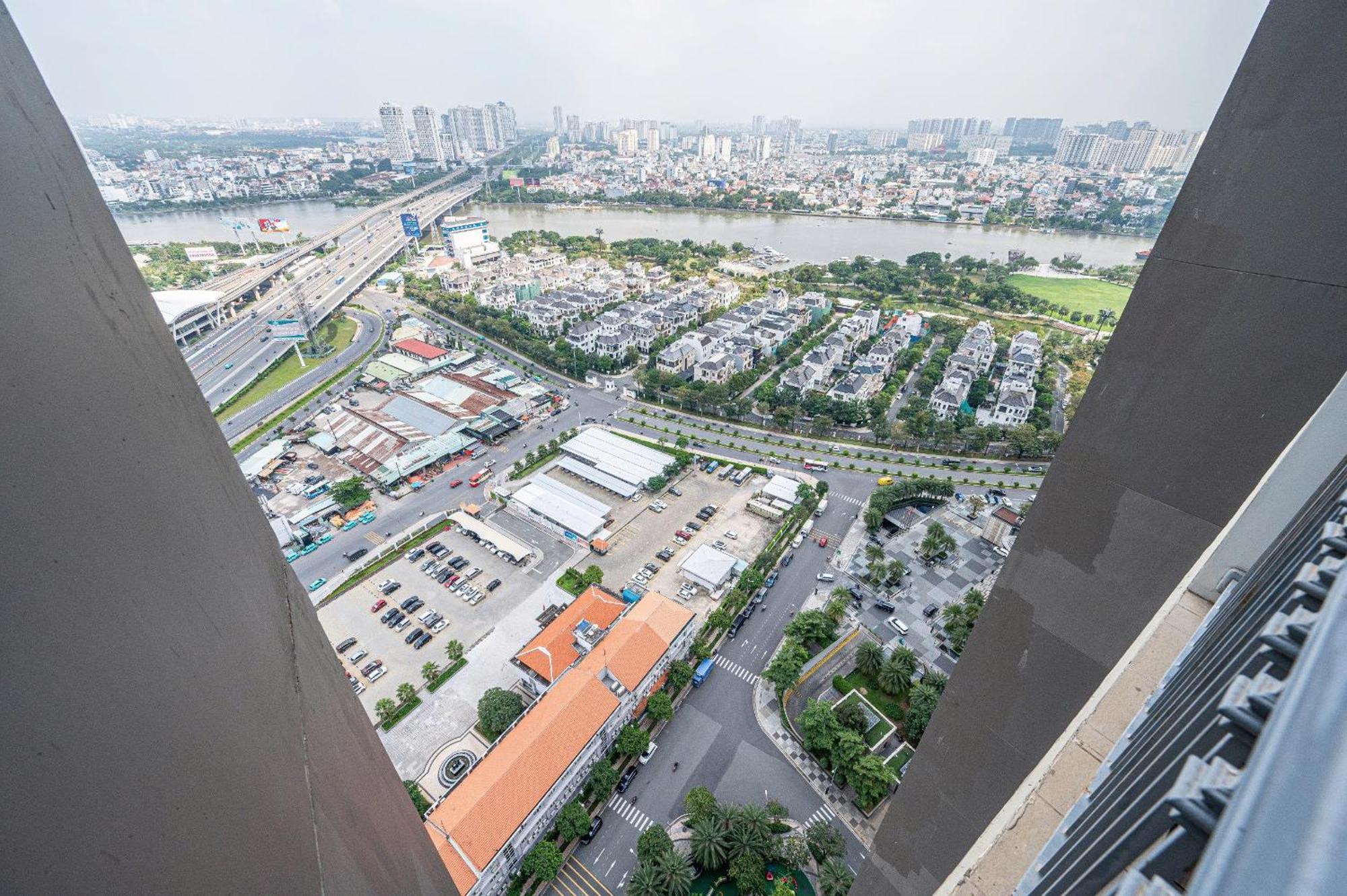 Khách sạn Vinhomes Landmark Luxury By Navie