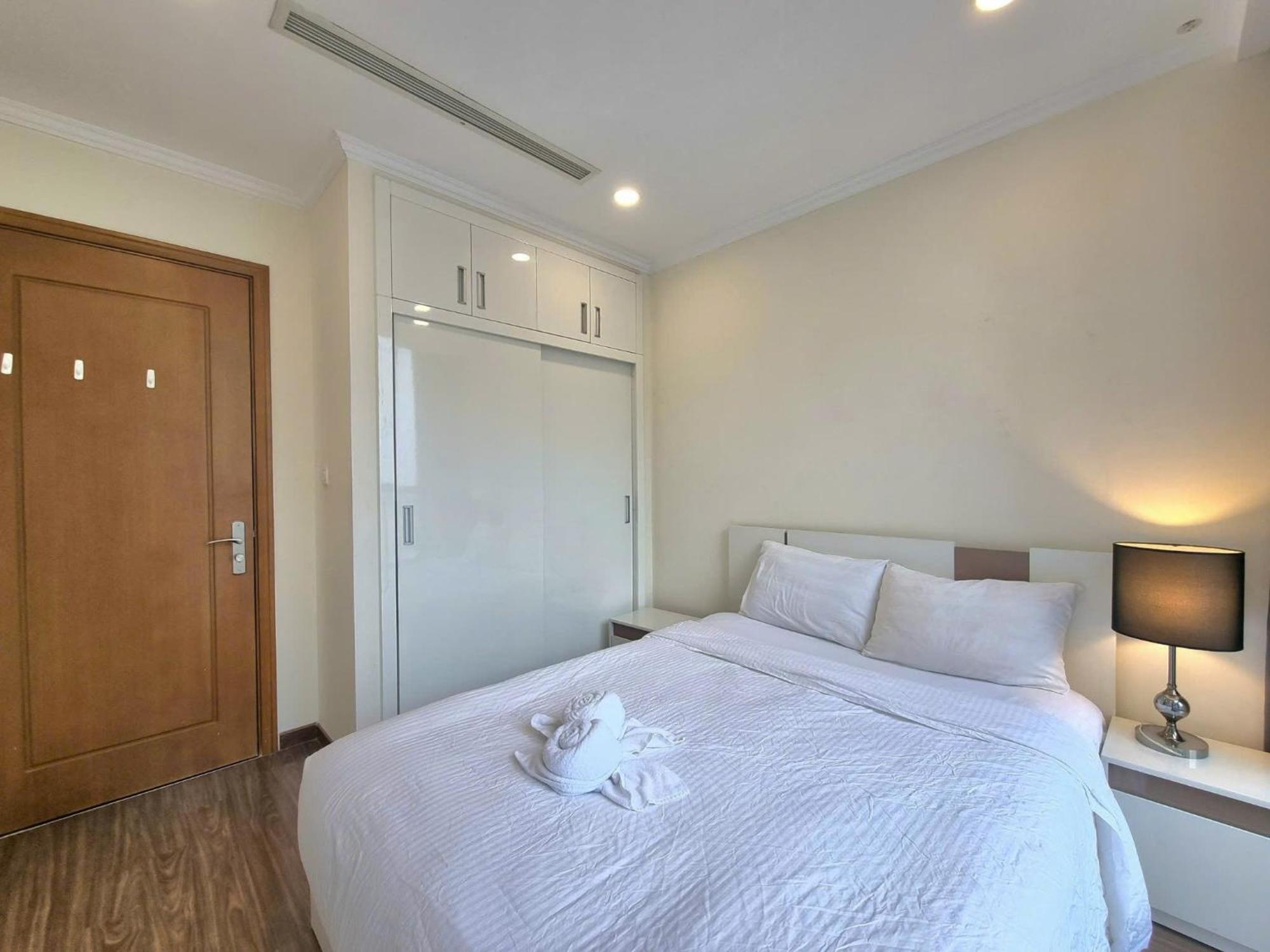 Khách sạn Vinhomes Landmark Luxury By Navie
