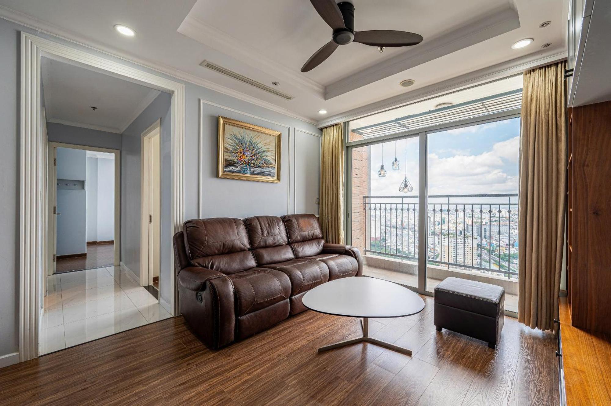 Vinhomes Landmark Luxury By Navie Khách sạn